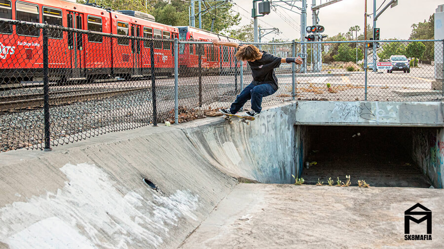 ALEX WILLMS - Welcome to the SK8MAFIA PRO TEAM